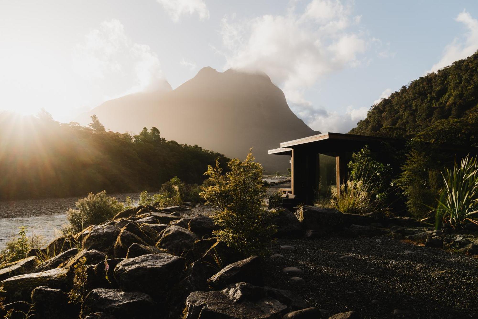 Milford Sound Lodge Extérieur photo